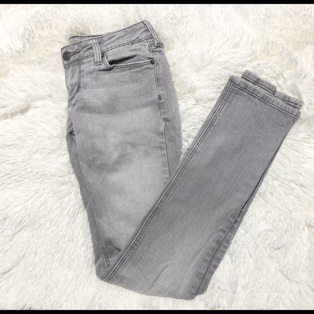 Bullhead Gray Venice Skinny Jeans